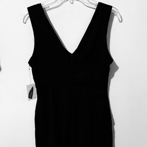 BLACK V-NECK DRESS NWT, F21!